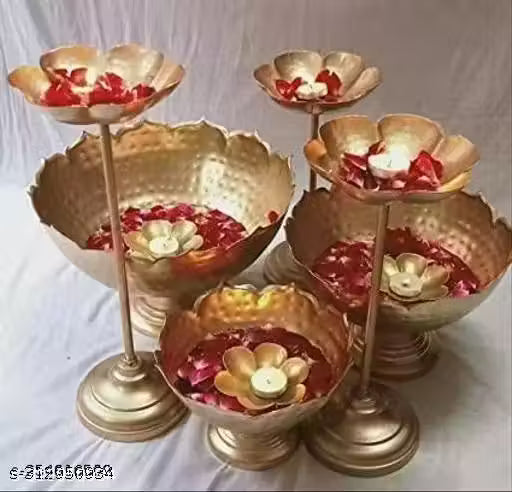 Taj Urli Floating Flower Set | Taj Urli with Stand Urli with Bowl | Urli, Pooja Diya, Wedding, Diwali, Christmas, Festival Decor Set of 9 pc