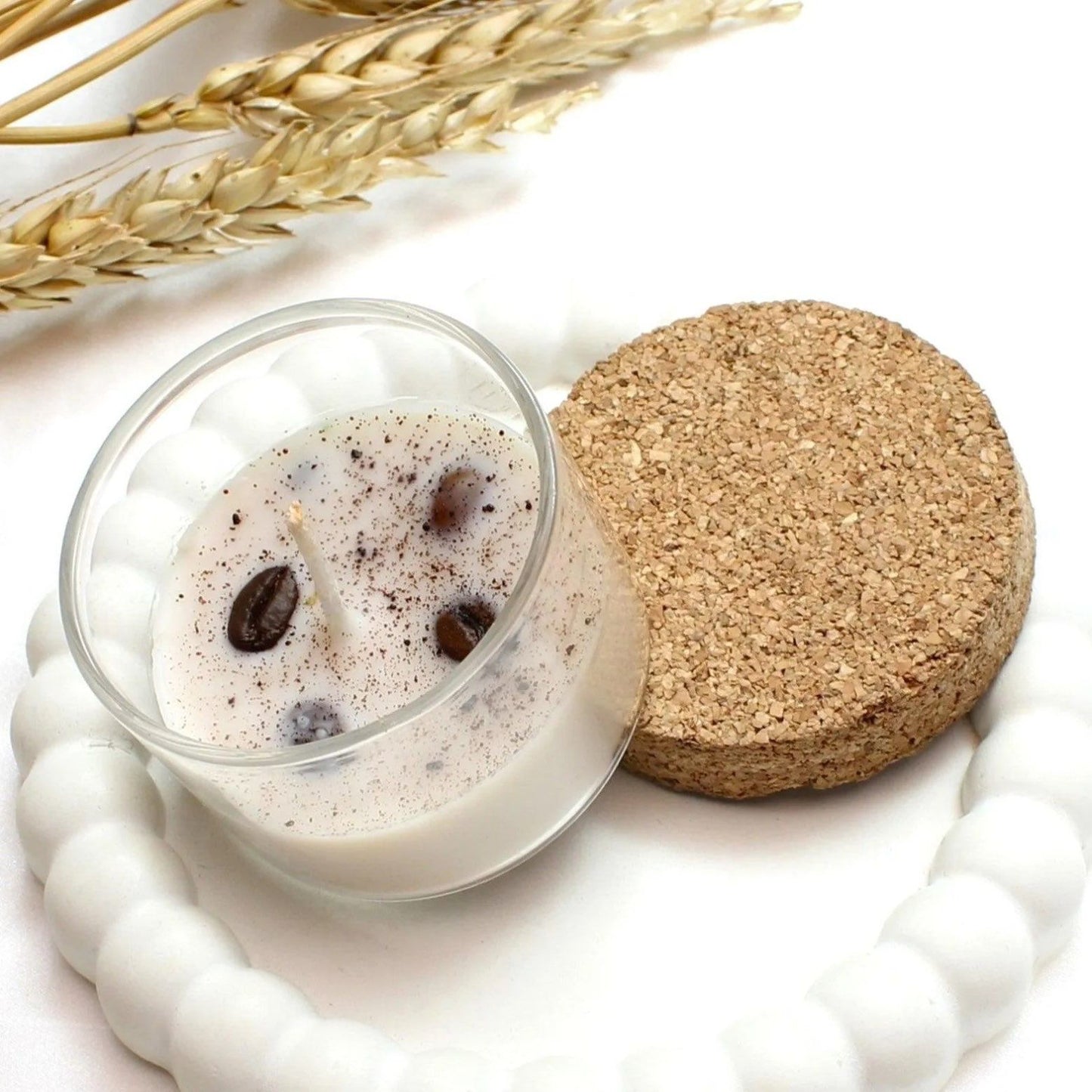 Brew Bliss Coffee Bean Candle – Rich Espresso Aroma for Warm Ambience